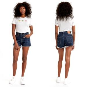 Levi’s women’s 501 original shorts size 25